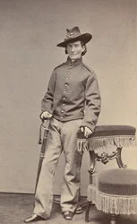 フランシス・クレイトン1865年（写真）