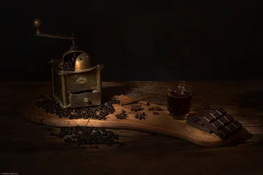 ダークコーヒーとチョコレート