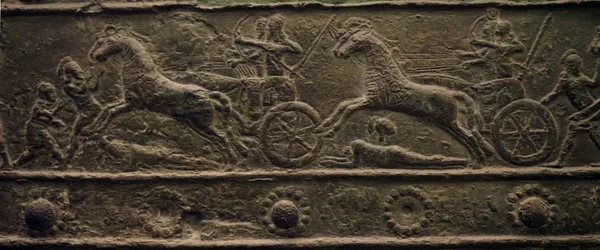 古代アッシリア帝国のバラワット門（低浮き彫り）