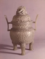 蓋付花瓶（翡翠