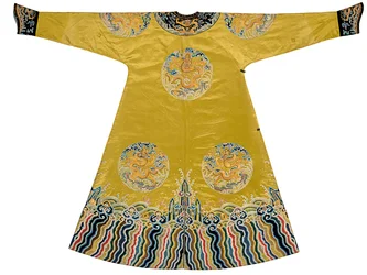 刺繡されたQiuXiangse&39;Dragon&39;Robe、Longpao、18世紀初頭（シルク）