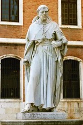 フランシスコ・キシミネス・デ・シスネロス（1436-1517）（大理石