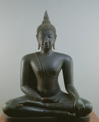 スコータイ様式 瞑想中の仏陀（ブロンズ