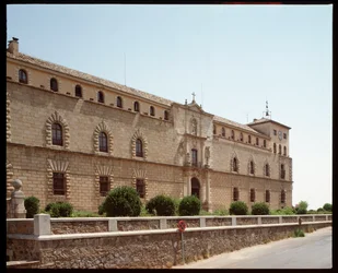 ルネッサンス美術：タベラ病院（Tavera Hospital）の眺め 16世紀 スペイン・トレド（View of Hospital de Tavera