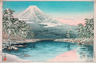 田子の浦から見た富士山、雪の風景