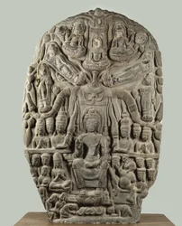 仏と崇拝する神々、ダバラヴァティ時代の石碑