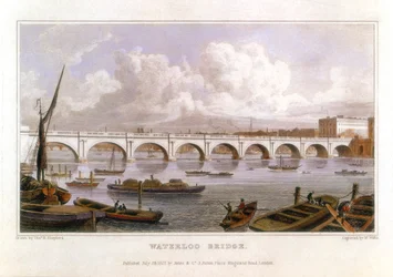 1817年、テムズ川を渡るロンドンのウォータールー橋
