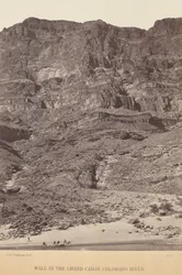 グランド・キャニオンの壁、コロラド川、1871年（写真）