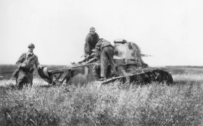 壊れたフランスの軽戦車、Villers-Cotterets、アイヌ、フランス、1918