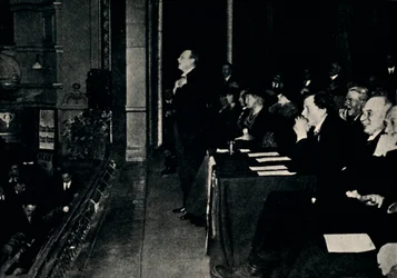 フィンズベリーパークでの公開会議の演説、1924年、1945年。