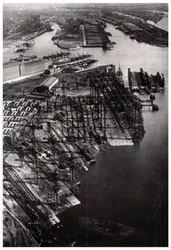 ツェッペリン、1933年1933年からのブレーマーバルカン造船所、ブレーメン、ドイツの航空写真