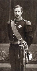 1909年のベルギー国王アルベルト1世1875-1934、軍服