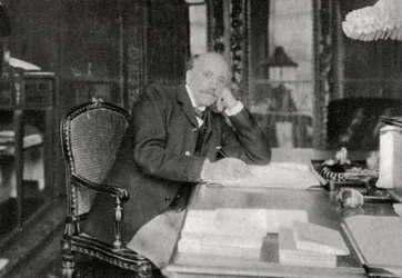 1910年フランスの政治家、アルベールドムン