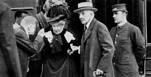 アメリカの大物ジョン・D・ロックフェラーと彼の妻、オハイオ州クリーブランド、1912年1951年