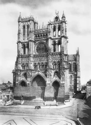 アミアン大聖堂、ピカルディ、フランス、1918