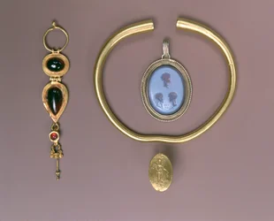 紀元前4世紀〜17世紀のギリシャとローマのジュエリーの品揃え