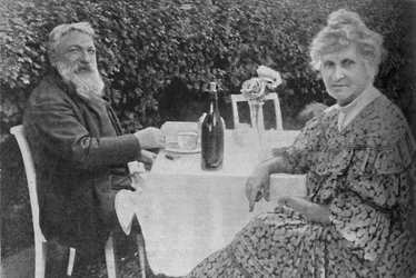 オーギュストロダン-ムードンの庭にいるロダンと妻、c1925