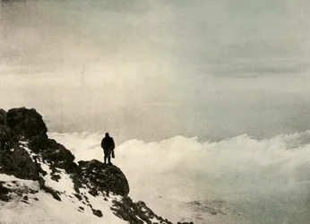 エレバス山から見下ろすブロックルハースト、1908年、1909年