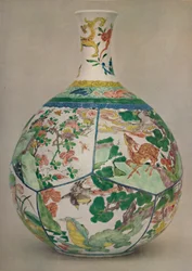 エナメルファミールヴェルトの中国製磁器ボトル。カンヒスの時代、1662-1722、1928