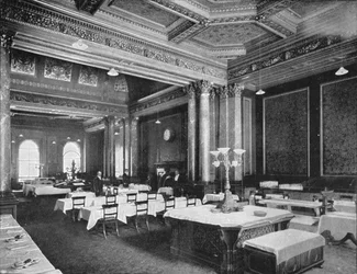 カールトンクラブのコーヒールーム、ロンドン、c1900 1901