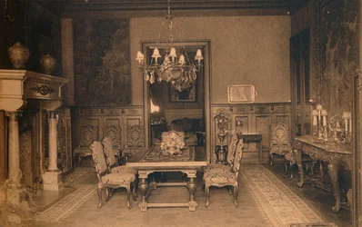 1927年、ベルギーのブリュッセルにあるキューバ大使館のダイニングルーム。