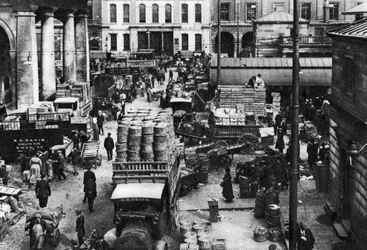 1926〜1927年のロンドンのコヴェントガーデンでの早朝