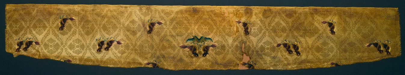 鳥の刺繍、700年代-800年代。