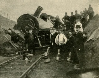 洪水対鉄道エンジン-セントアース付近の崩壊、1901年。