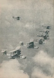 英国海軍の空母からの飛行船と水上飛行機、c1936 c1937