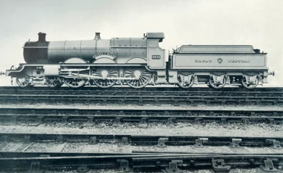 GWR Express Passenger Engine、1922。
