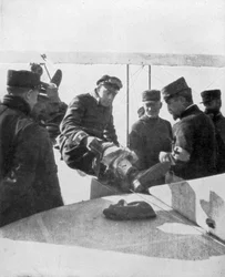 1916年、フランスのエース、ジャンナバールに撃墜されたドイツの飛行士