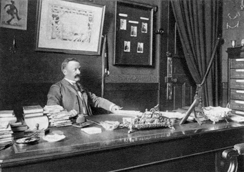 クラウン、1895