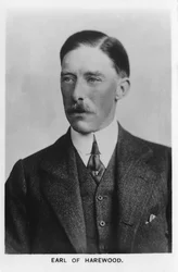 ヘンリージョージチャールズラセル、第6ヘアウッド伯爵1882-1947、1937。