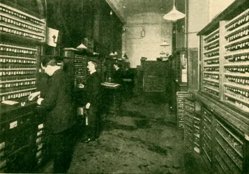 グレートウエスタンブッキングオフィスのインテリア、1930年。