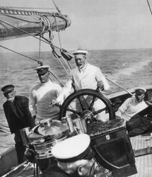 彼のヨットブリタニア、c1930sの実権を握っているジョージ5世