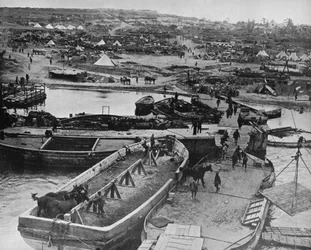 1915年にイギリス軍が半島に到着したセッドエルバールの着陸ビーチ
