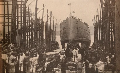 HMSライオンの打ち上げ1910年8月、c1910年、1935年