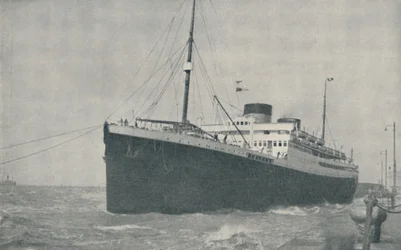 1936年、リバプールの着陸段階を去る