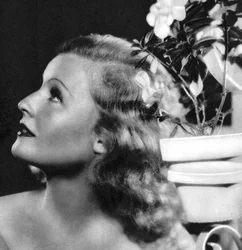 リリアン・ハーヴェイ、イギリス生まれのドイツ人女優兼歌手、1934-1935