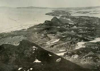 ケープロイズに向けて北を見る、c1908、1909。