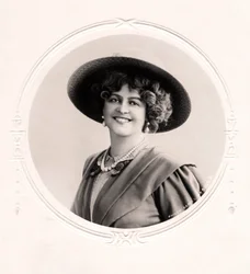 マリースタッドホルム1875-1930、イギリスの女優、1909年