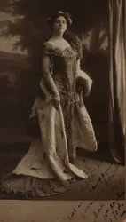 1876-1917年の目、1906年。