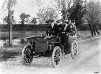 メルセデス35 hpモーターカー、1901