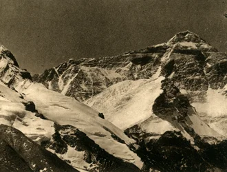 ベースキャンプからのエベレスト山、c1918-c1939。
