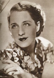 ノーマ・シアラー、カナダ生まれの女優、1933