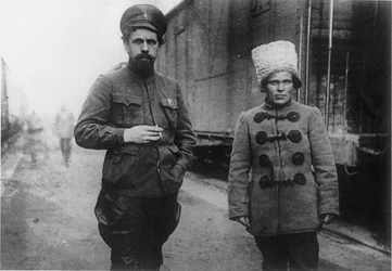 Pavel DybenkoとNestor Makhno