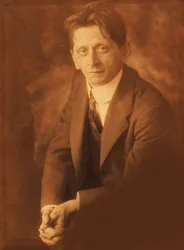 作曲家アレクサンドルフォンゼムリンスキー1871-1942、1915の肖像。
