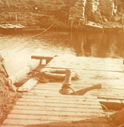 ベルギーのディクスムイド川岸に投稿するc1914-c1918
