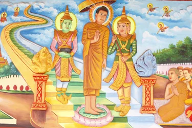 Preah Prom Rath MonasteryLife of Buddha仏陀が天界を訪れ、インドラ神やブラフマー神と会っている様子（カンボジア、シェムリアップ
