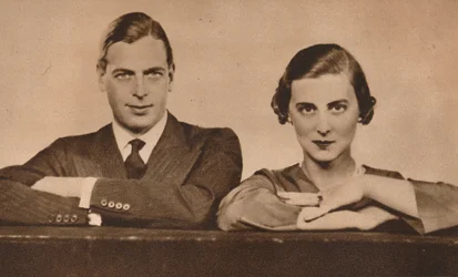 1935年8月28日、1935年8月28日に婚約したジョージ王子とマリーナ王女